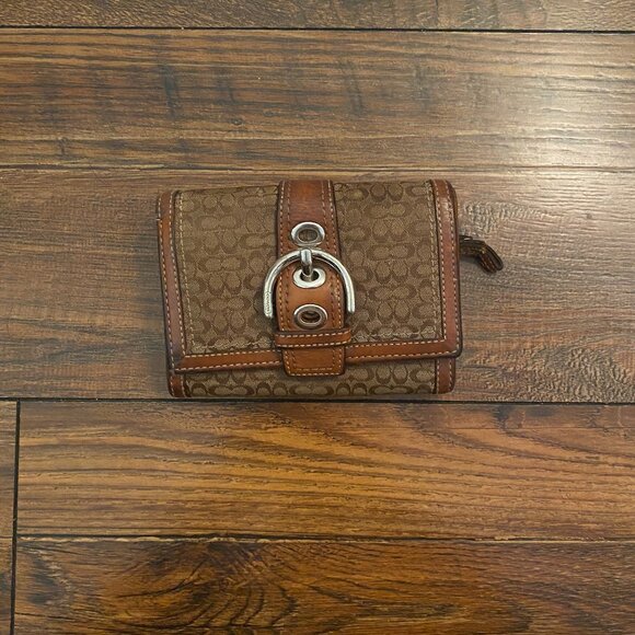 Coach Authentic Soho Mini Signature Compact Bifold Wallet - Picture 1 of 6